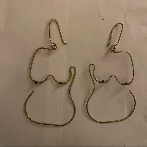 Wire line cutout body boobs “Picasso” earrings jewelry accessories - Picture 5 of 5